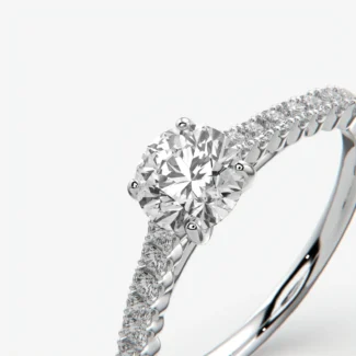 Custom Round Brilliant Diamond Engagement Ring